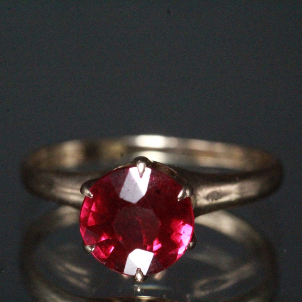ANTIQUE OTSBY & BARTON BELCHER 2.3 CTW SYNTHETIC RUBY 10k GOLD CLAW PRONGS RING